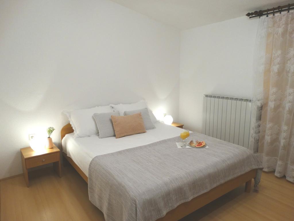 Marina Apartments Kaštela Екстериор снимка