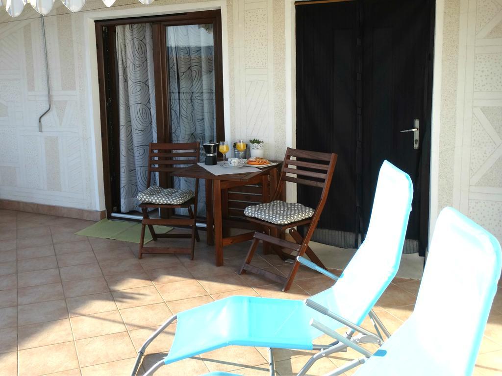 Marina Apartments Kaštela Екстериор снимка