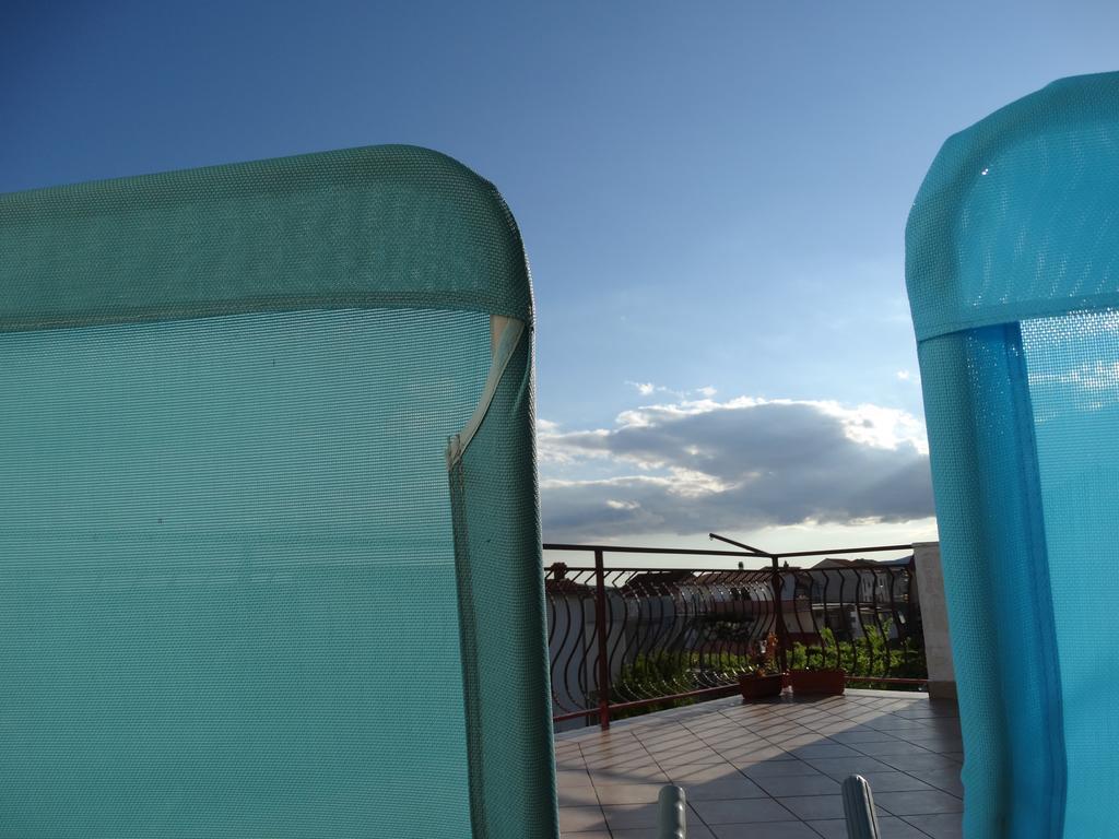 Marina Apartments Kaštela Екстериор снимка